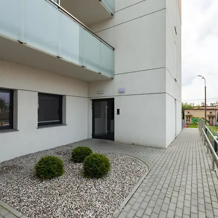 Apartment Coastal Escape By Bookinghost *