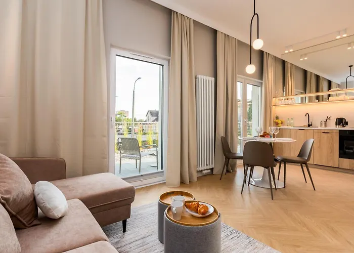 Coastal Escape By Bookinghost