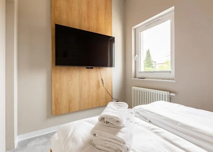 Coastal Escape By Bookinghost Apartment