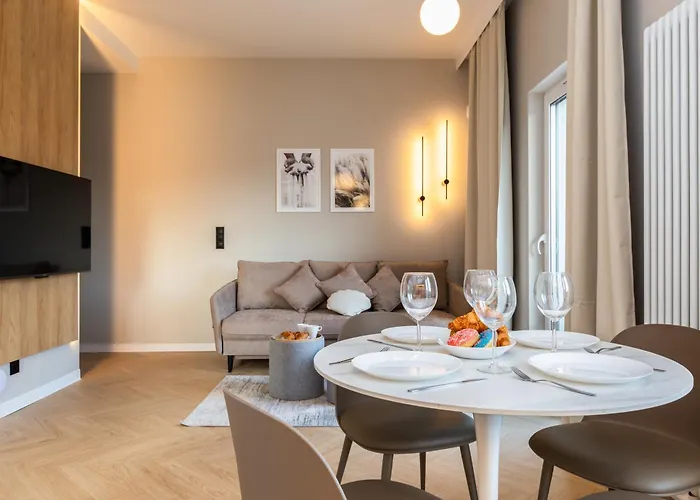 Apartment Coastal Escape By Bookinghost *