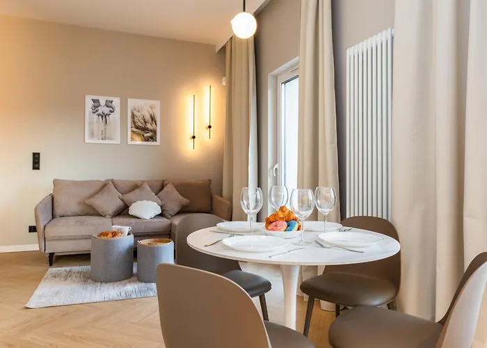 Apartment Coastal Escape By Bookinghost