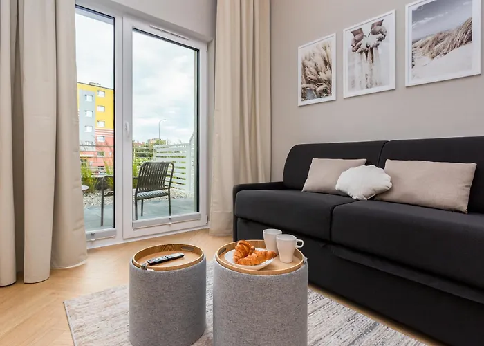 Coastal Escape By Bookinghost