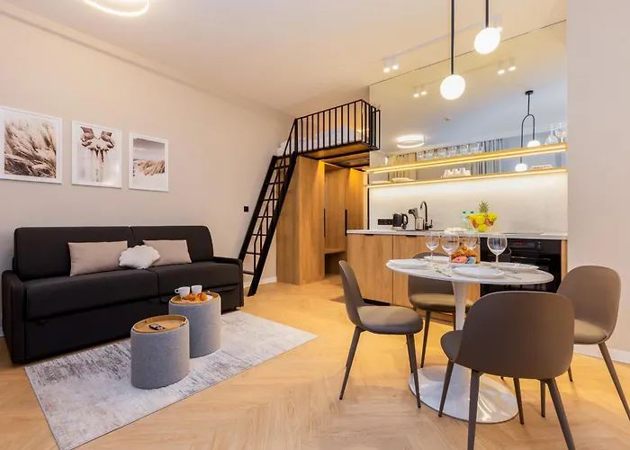 Apartment Coastal Escape By Bookinghost Gdansk