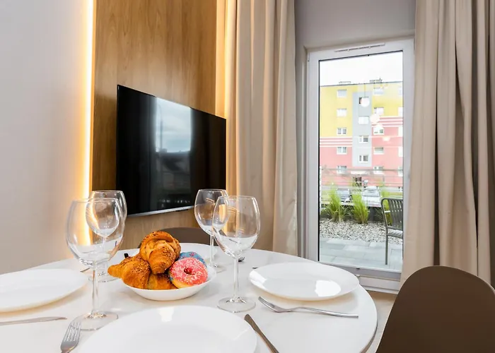 Apartment Coastal Escape By Bookinghost