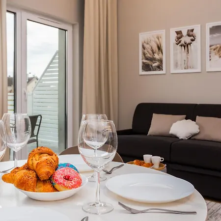 Glow Apartments - Apartamenty Baltic Plaza Stogi * Gdaňsk