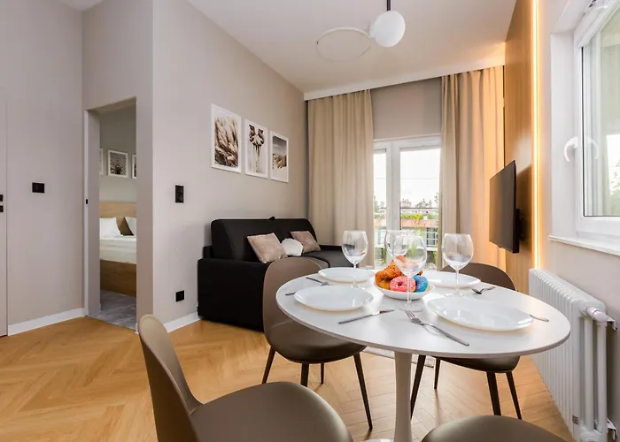 Coastal Escape By Bookinghost * Danzig