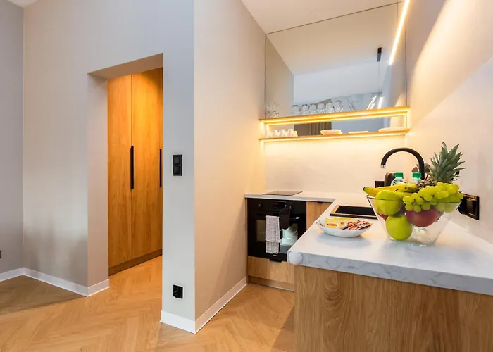 Coastal Escape By Bookinghost *