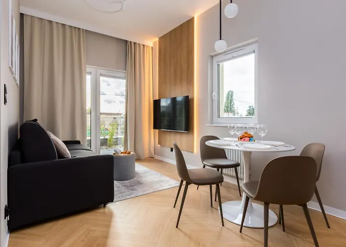 Coastal Escape By Bookinghost