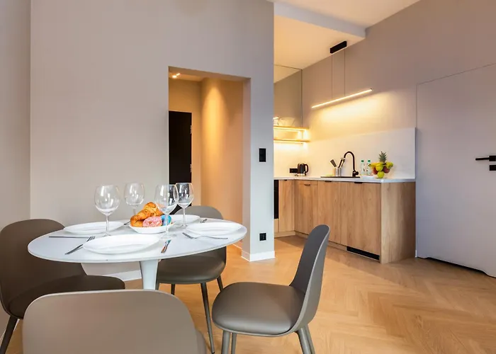 Apartment Coastal Escape By Bookinghost *