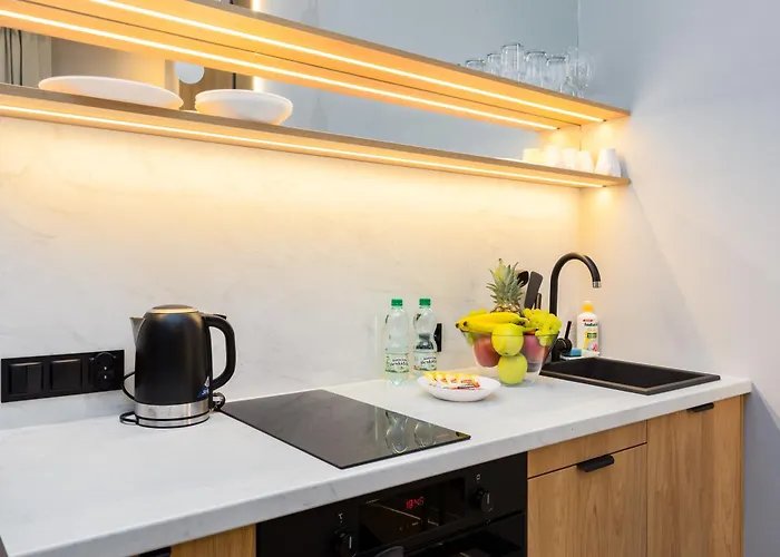 Apartment Coastal Escape By Bookinghost *