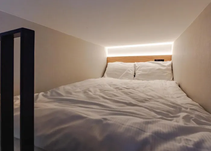 Coastal Escape By Bookinghost Danzig